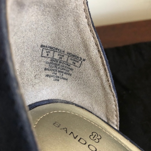 Navy suede heels - Picture 2 of 7